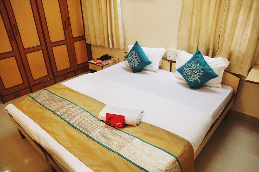 Oyo 946 Royce Studio Apartments Pune Bagian luar foto